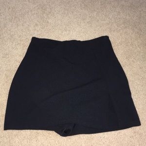 Missguided black skort